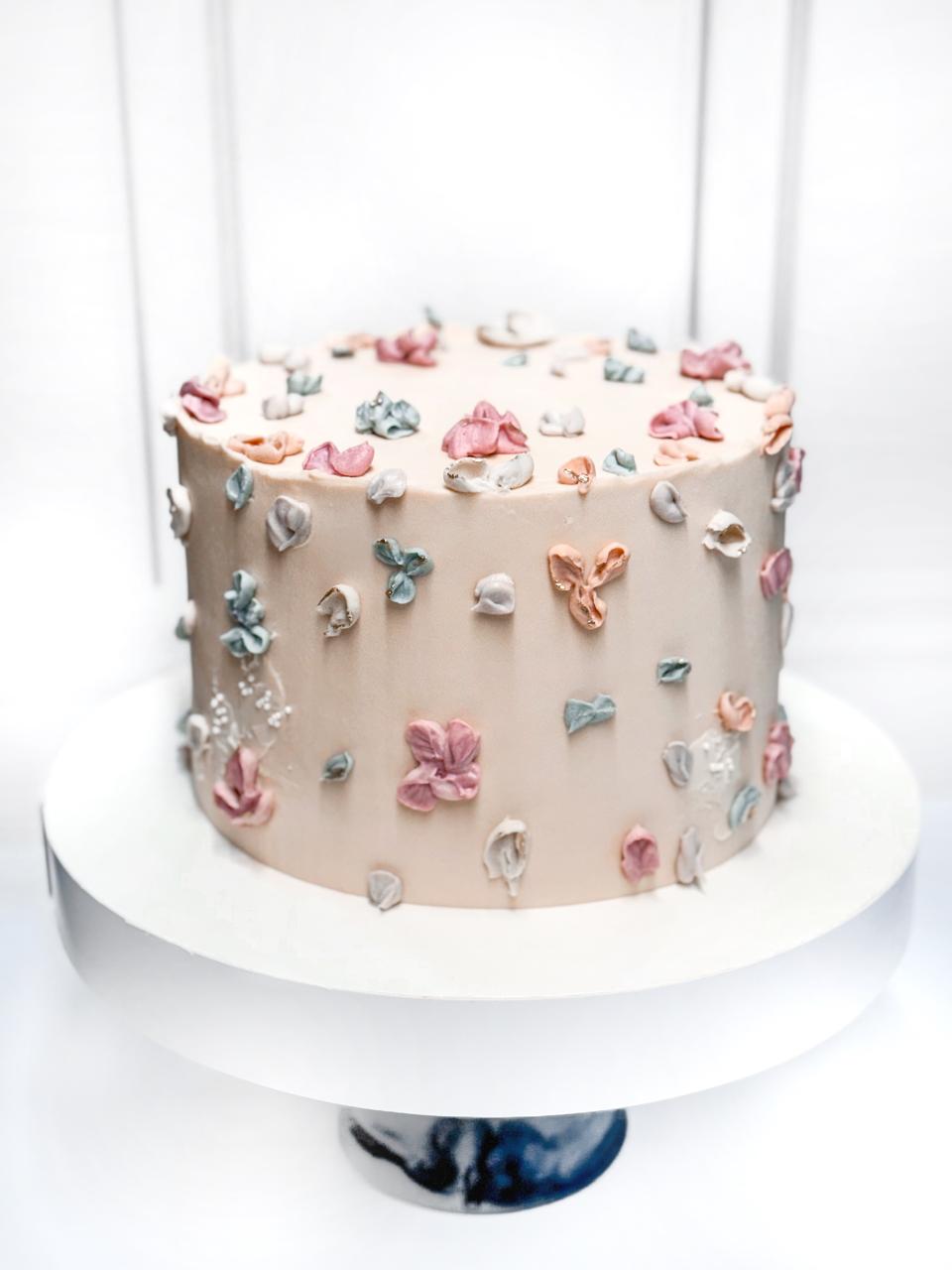 Pastel floral flores frescas The Baking Room